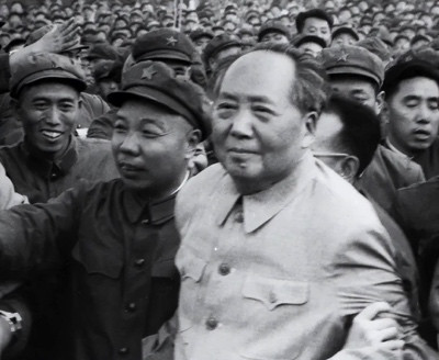 1962年，毛主席10年秘书高智被调走，主席：临走前满足我一个要求