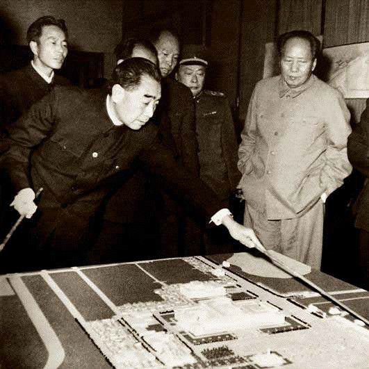 毛泽东命名“人民大会堂”